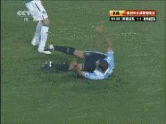 足球最明显的假摔,足球史上最佳假摔