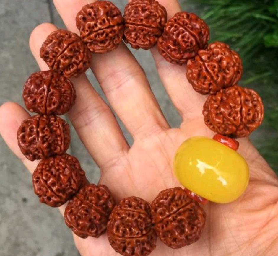 金刚开裂有什么办法让它愈合,大金刚菩提子开裂怎么补救