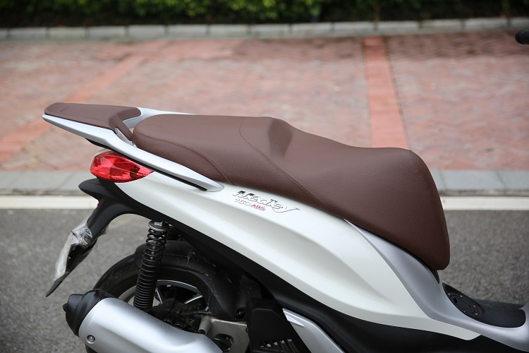 2020款比亚乔medley150liberty,比亚乔liberty150和medley150后挡泥板