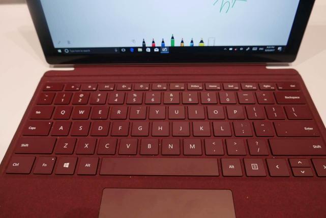微软surfacepro4抖屏,微软surfacepro8拆机