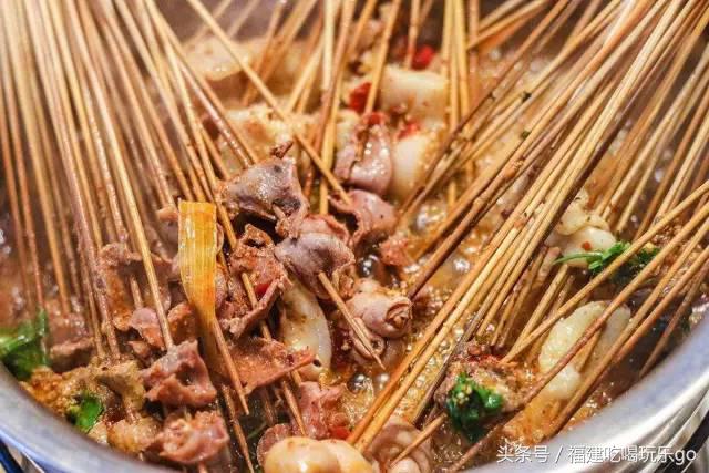 麻辣烫冒菜串串,冒菜火锅麻辣烫串串有什么区别