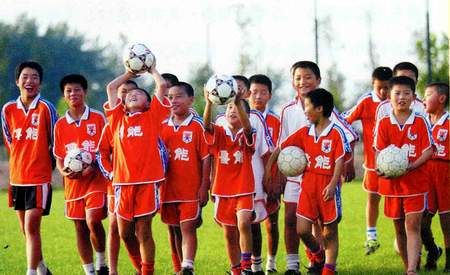 世界杯足协新政策解读,足协大刀阔斧谈改革定五大目标