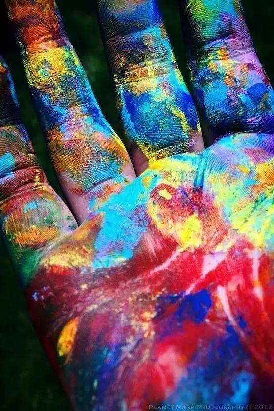 画画看起来很难,画画不容易啊