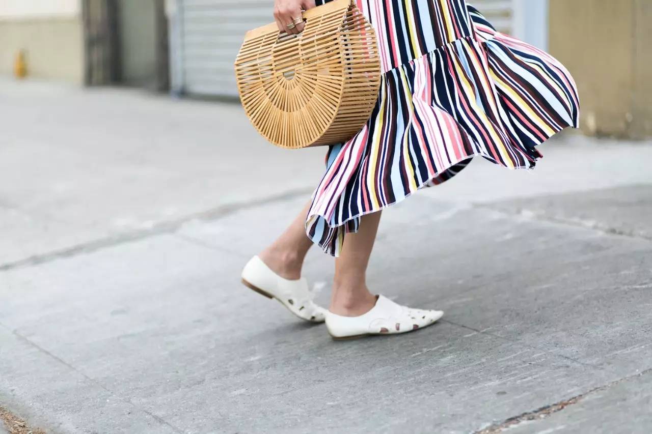 最近让我忍不住种草的小包全让宋茜给背了！关键还不贵