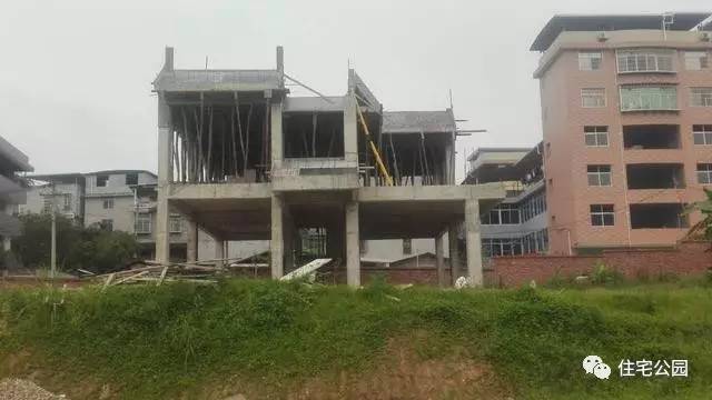 自建房筏板基础可以不做基坑,农村自建房筏板基础砖混结构