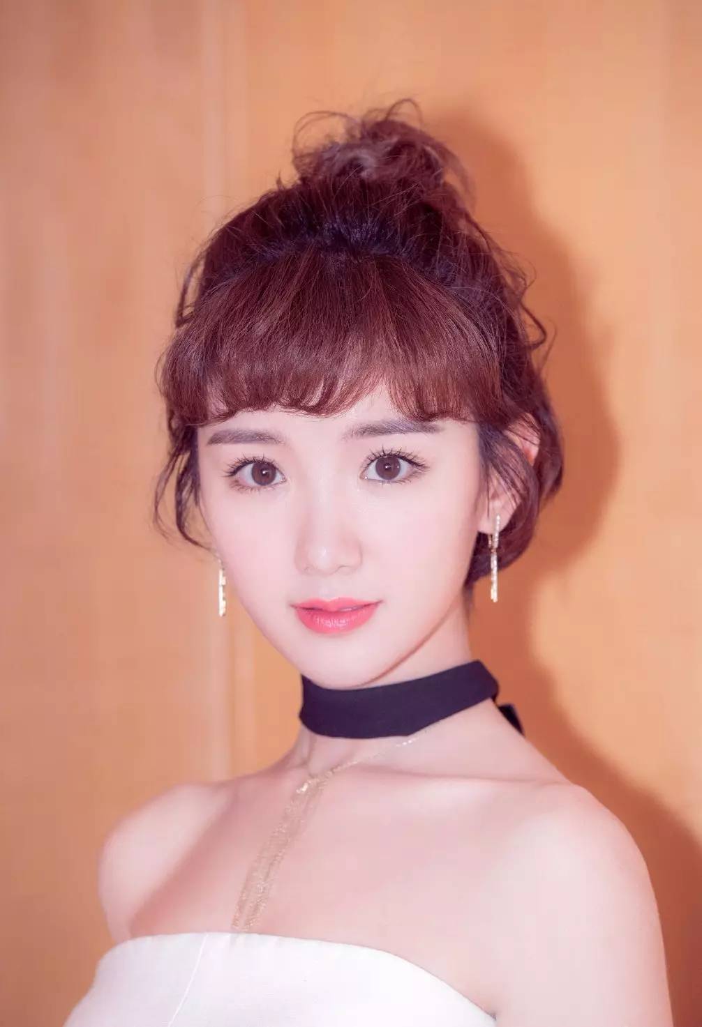 范冰冰星星眼图片,范冰冰眼睛是贴的假睫毛吗