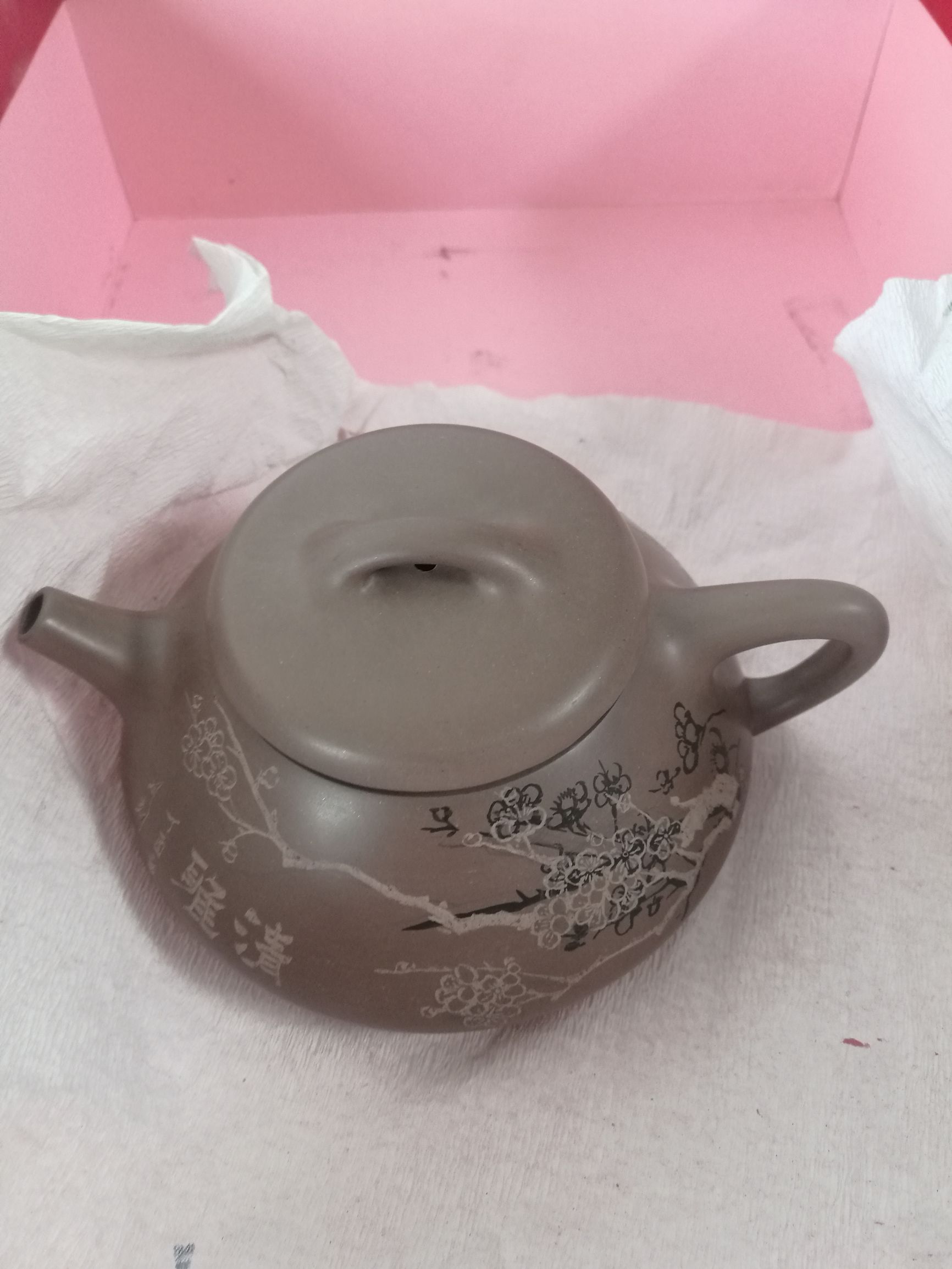 私人定制紫砂壶多少钱,一把纯手工定制紫砂壶多少钱