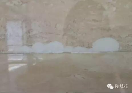 瓷砖脱皮是质量问题吗,瓷砖脱皮怎样修复