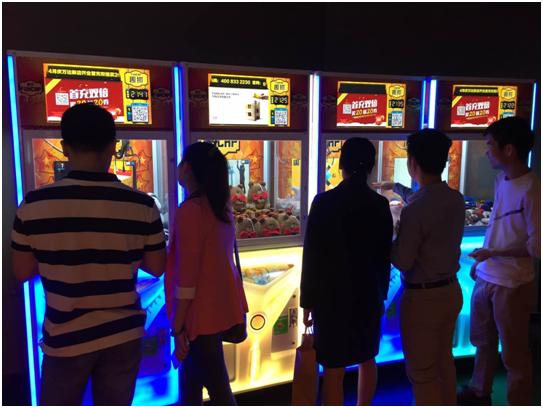 娃娃机怎么运营才能吸引人,娃娃机行业痛点