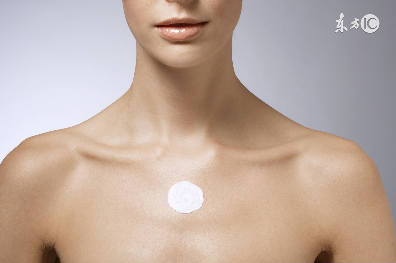 一到夏天就有白斑,一到夏天身上起红疙瘩有白头