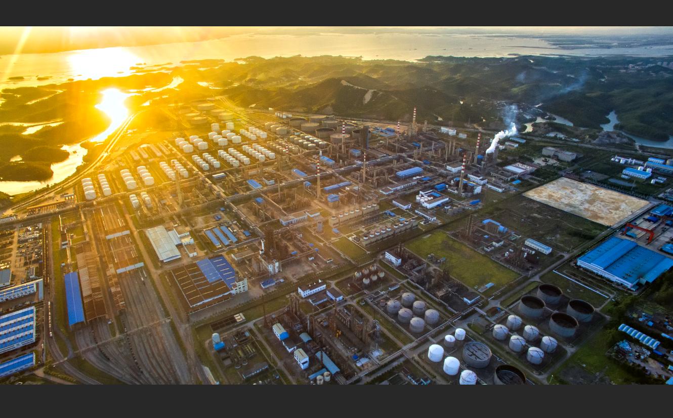 广西石化钦州石化全景,广西钦州石化现场工作视频
