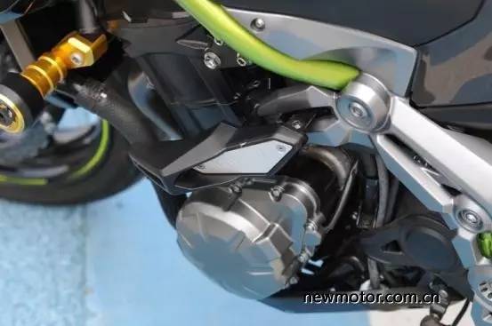 川崎z1000abs对比z1000r,2017款川崎z900有没有abs