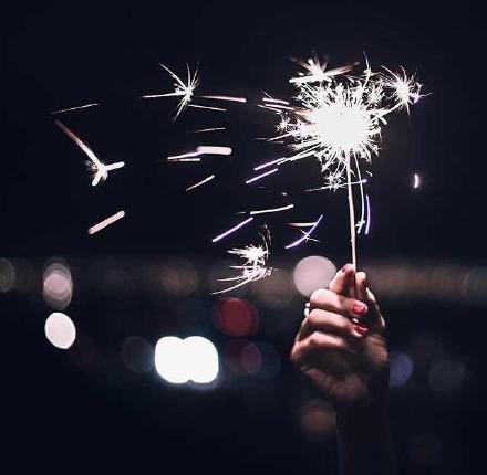 叫朋友帮忙转发朋友圈句子,发空间说说的精美句子