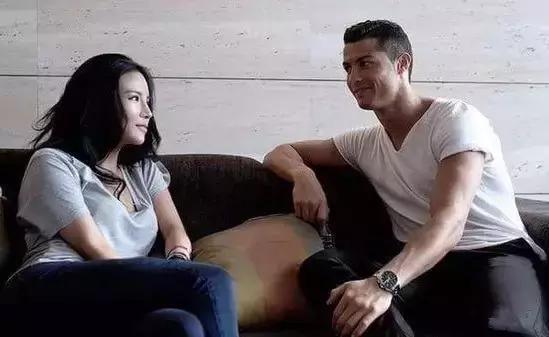 浠庣殑澹徃鏈哄紑濮嬬殑绁炶豹鐢熸椿,浠庢淮婊村徃鏈哄埌鍏ㄧ悆棣栧瘜