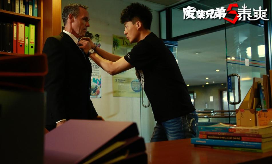 孙艺洲亲身示范泰国防骗指南《废柴兄弟5泰爽》掀学泰语热潮