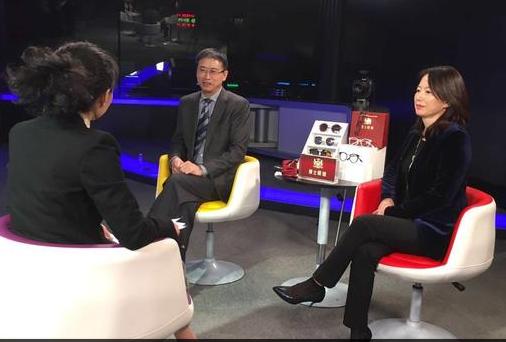 “眼镜总统”刘晓：渐行渐艰的上市路