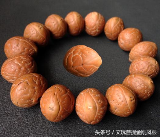 凤眼菩提文玩讲解,文玩凤眼菩提值得盘玩吗