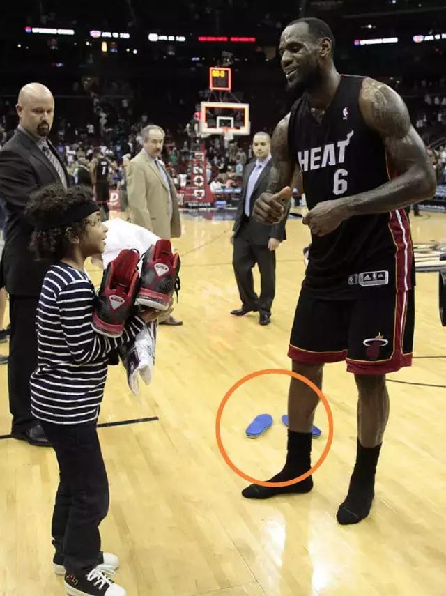 长时间走路脚跟痛怎么解决,足弓和脚后跟痛怎么回事