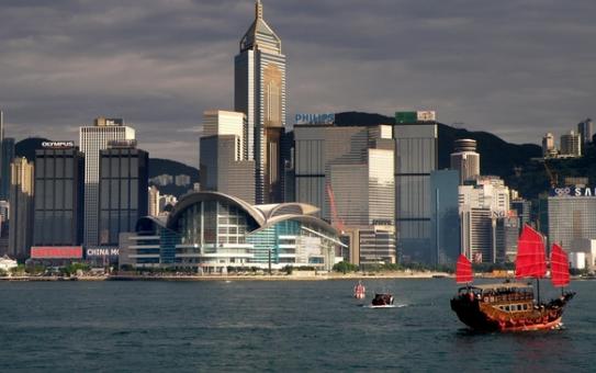 去香港可以带回多少东西入关,去香港不能带的东西清单