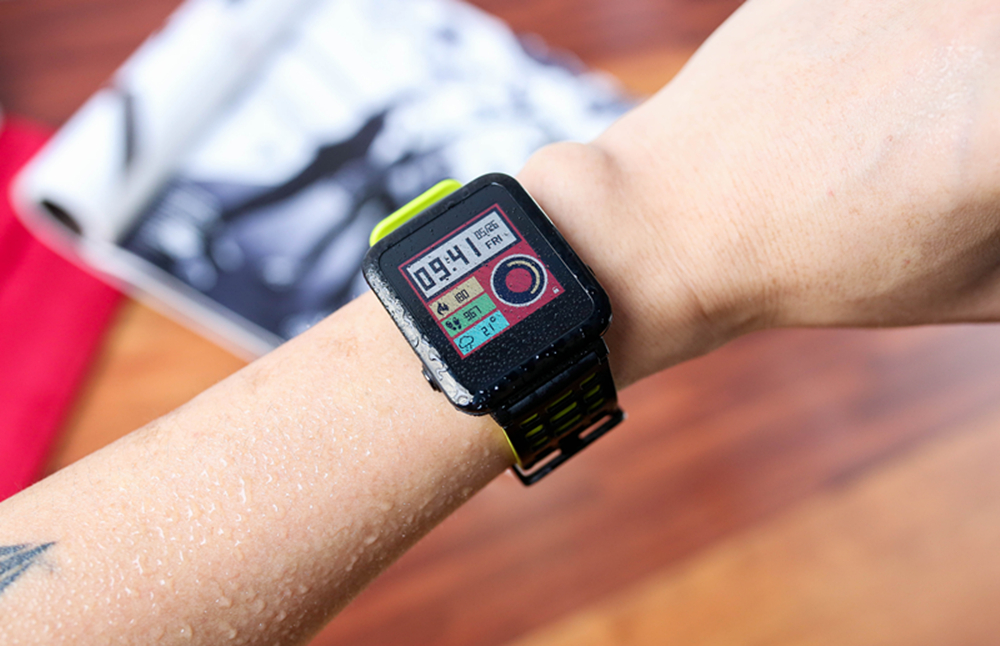 专业性是小米手环的10倍，续航30天智能手表你买了吗？