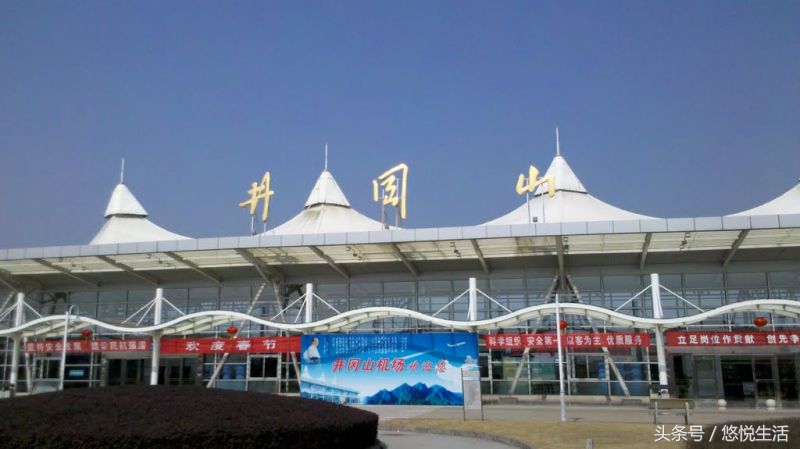 全国最经典的机场,十大风景机场排名前十