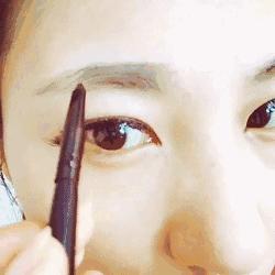 眉毛浅画法教程,眉毛淡化妆步骤