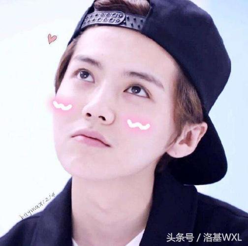 在你眼里他是什么样的人,在你眼里他是一个怎样的人