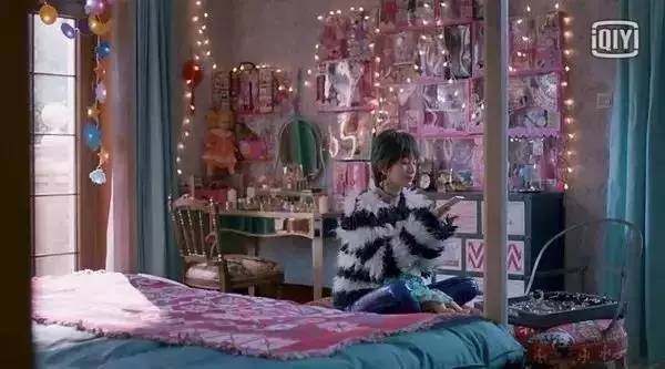 身为《欢乐颂》五美带货王,曲妖精的化妆台怎能错过