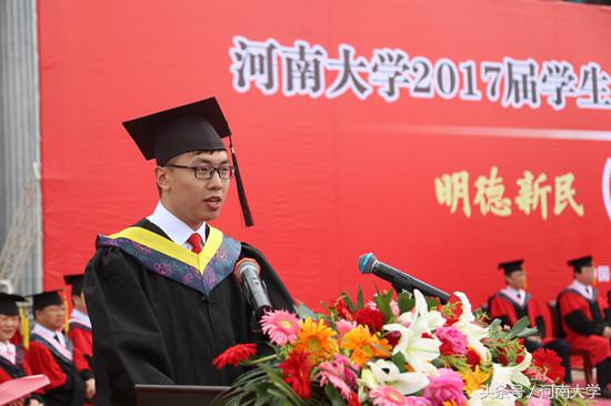 行者驰骋风沙，不负青丝韶华