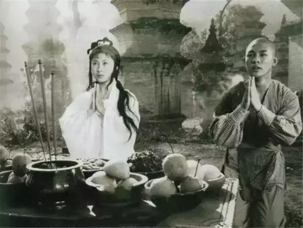 少林寺电影主演李连杰和丁岚视频,少林寺丁岚李连杰完整版