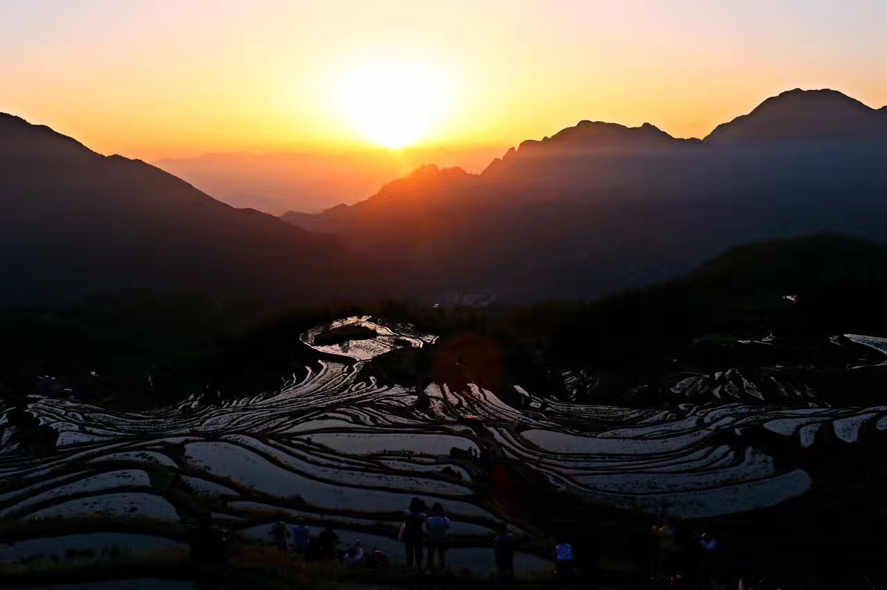 云和梯田日出云海景点攻略,梯田日出云海美不胜收
