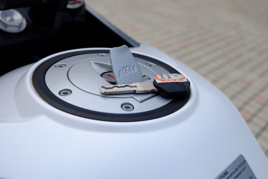 新车ktm1290advr落地价格,2020款ktm1290advs试驾