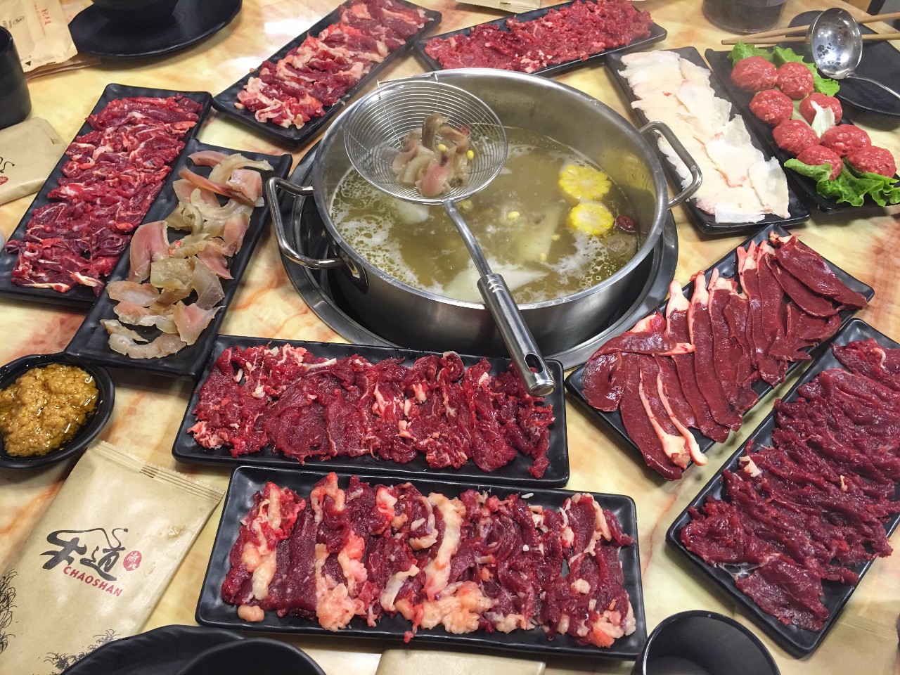 上海一家hellokitty主题餐厅,hellokitty餐厅有哪些