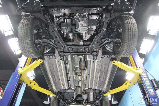 2019逍客发动机舱拆解教程,日产逍客底盘拆解1.3t视频