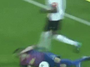 足球最明显的假摔,足球史上最佳假摔