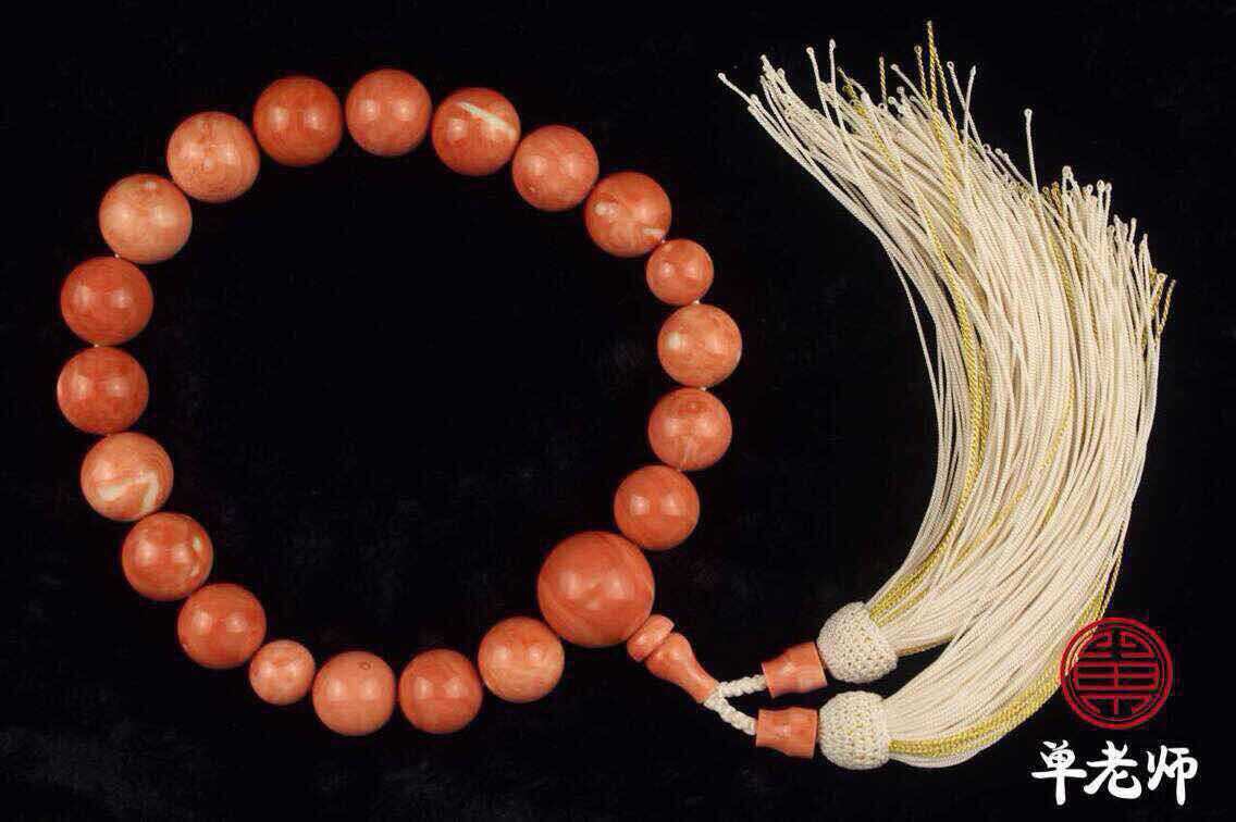 卡地亚love手镯适合多大年纪的人 (卡地亚love18k玫瑰金手镯价格)