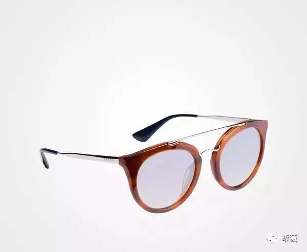 夏天出门必备防晒款有哪些,夏天出门必备防晒和热的东西