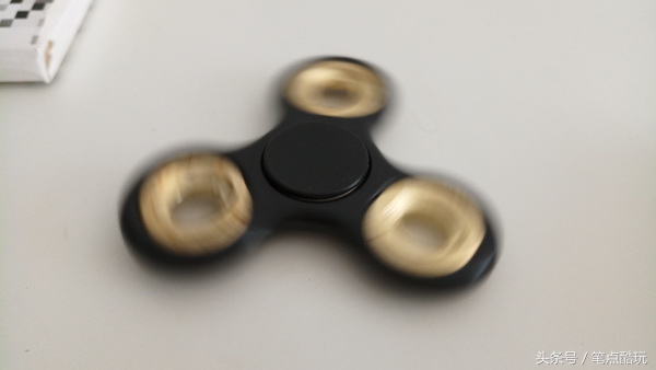 科技技术如何帮我们掌控时间,怎么才能让指尖陀螺悬浮在空中
