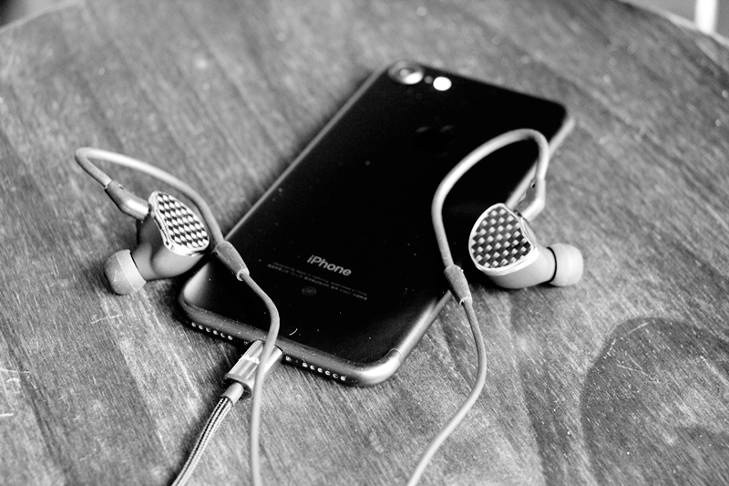 一条650元的耳机线，可让IPhone音质提升至“发烧级”？