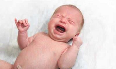 新生婴儿的脸变黄是怎么回事,刚出生小宝宝脸黄是怎么回事啊