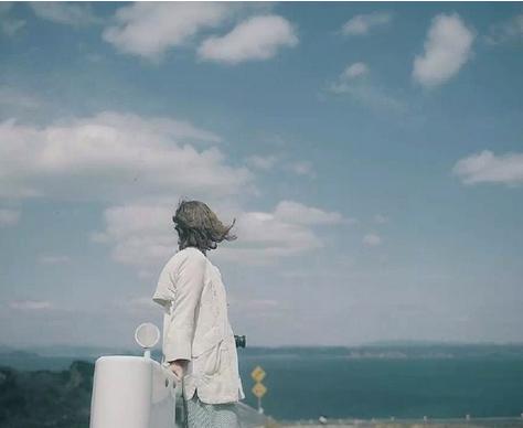 你认为最虐心的一句歌词,还有哪些虐心的歌词