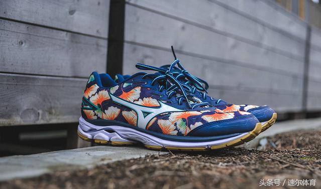 美津浓和新百伦跑鞋哪个好,新百伦潮鞋