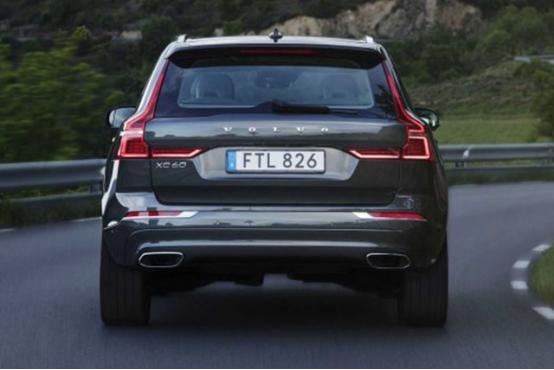 豪华车秒杀bba视频,内饰堪比bba新宝骏rm5简直要逆天