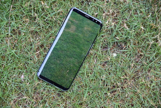 三星s8评测最新视频,三星s8升级安卓9.0