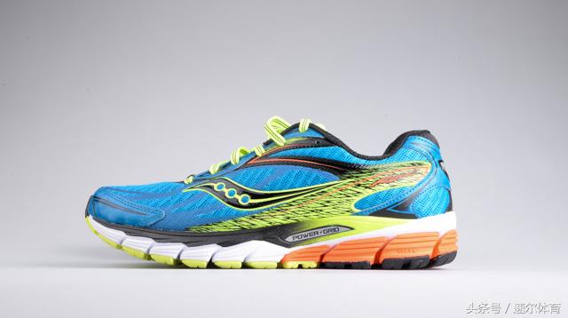 新百伦高颜值跑鞋,慢跑鞋美津浓测评