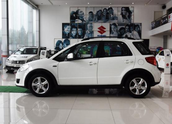 铃木顶配雨燕无钥匙,铃木这车现在能买吗