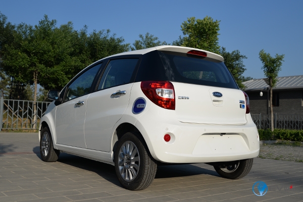 江淮电动汽车iev6试驾视频,江淮新能源纯电动汽车iev6e多少钱