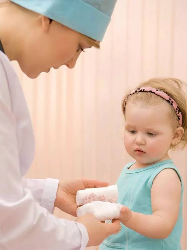 宝宝艾灸的禁忌,儿童艾灸怎么避免烫伤