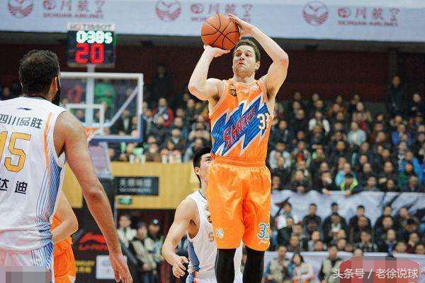 哈斯勒姆ncaa全国冠军,曾凡博ncaa最高得分