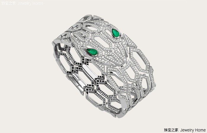 宽手镯适合什么手型戴,宽版手镯怎么戴不变形